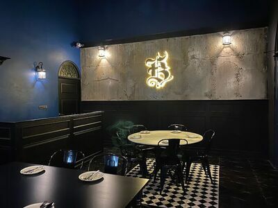 FAT BOY Tavern