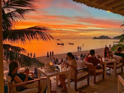 Whitening Restaurant
