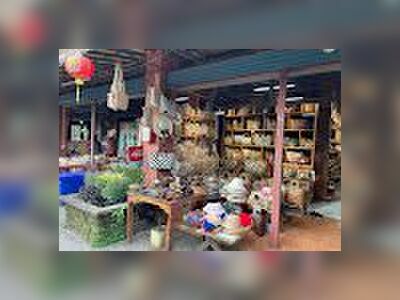 Old Town Lanta Street Market