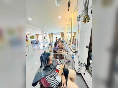 Love Hair House, Sukhothai