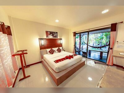 Lanta Pearl Beach Resort