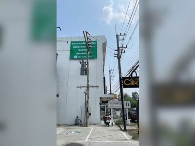 Satthawat Satthawat Eye Clinic