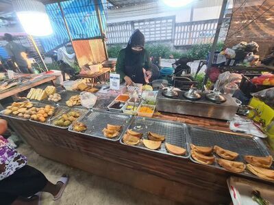 Thursday evening local market