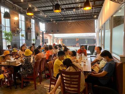 Nanya's Bar & Restaurant