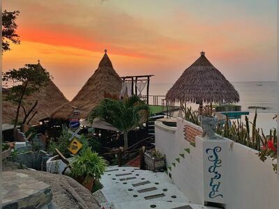 Seaside Bar & Restaurant