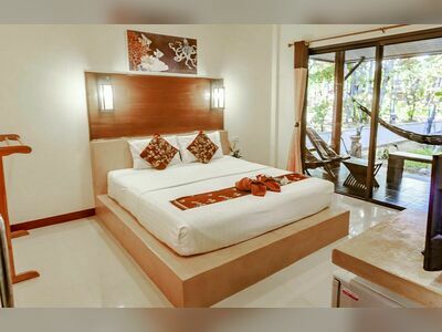 Lanta Pearl Beach Resort