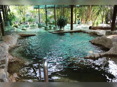 Rock Valley Hot Spring and Fish Spa