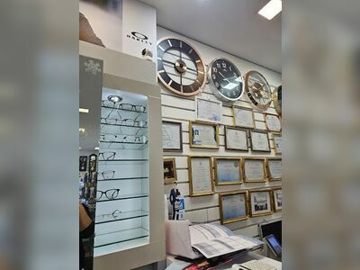 Maharaj Time Center Shop (Soon Vela Maharach)