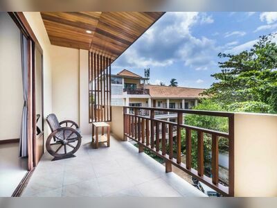 Wyh Hotels