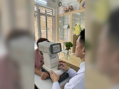 Satthawat Satthawat Eye Clinic