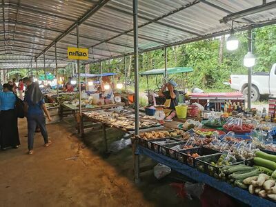 Thursday evening local market