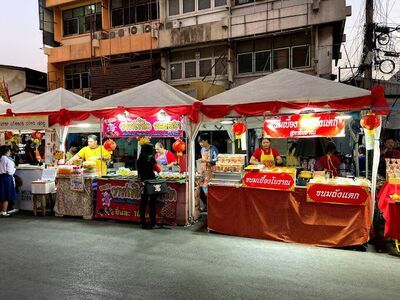 Chao Phrom Market