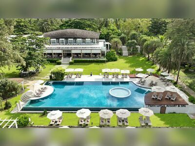 Twin Lotus Resort & Spa