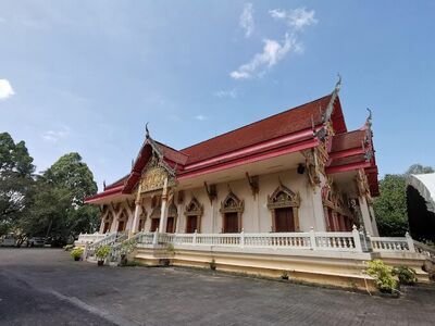 Wat Phattanaram (Wat Mai)