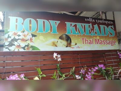 Body Kneads Thai Massage