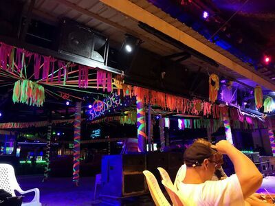 Slinky Bar