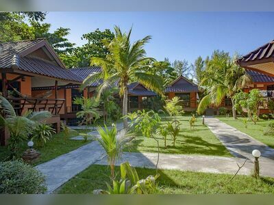Lanta Pearl Beach Resort