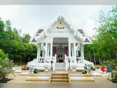 Wat Muang Komaraphat