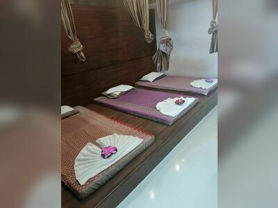 Ban Massage & Spa