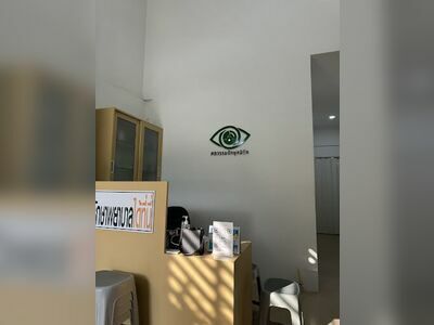 Satthawat Satthawat Eye Clinic