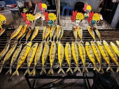 Nathon Night Food Market