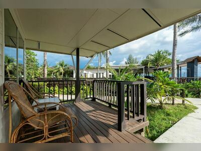 Nakara Long Beach Resort