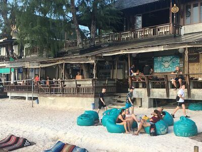 Fishbowl Beach Bar
