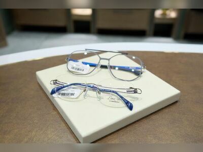 Optical shop Progressive Lens Center