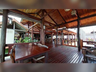 Fresh Restaurant (Sriraya Lanta)