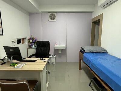 Phrom Medical Clinic, Surat Thani