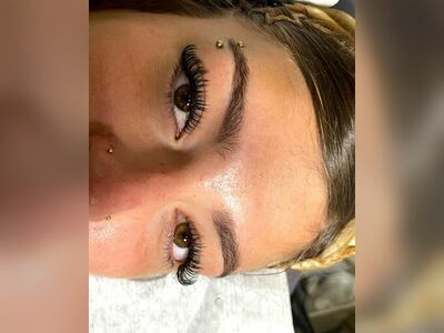 Island Girl Lashes