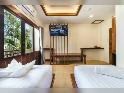Wyh Hotels