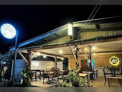 Yawee Restaurant