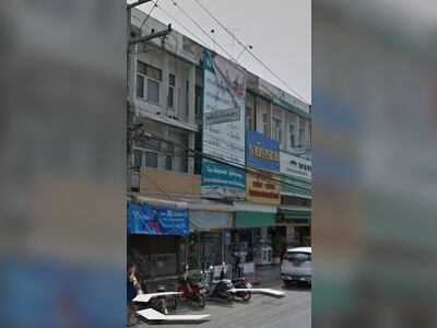 Dr. Chatmongkol Eye Clinic