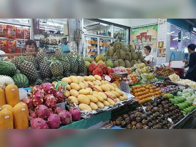 Mae Wilai Night Market