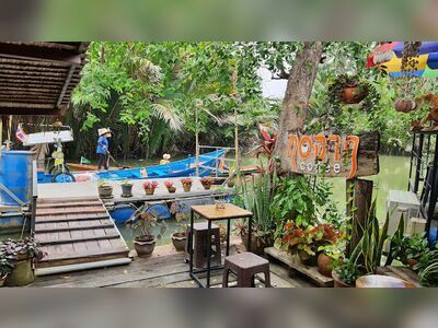 Pracharat Floating Market, Bang Bai Mai