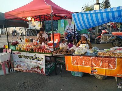 Saturday Night Market, Surat Thani