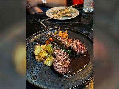 8 Bistro