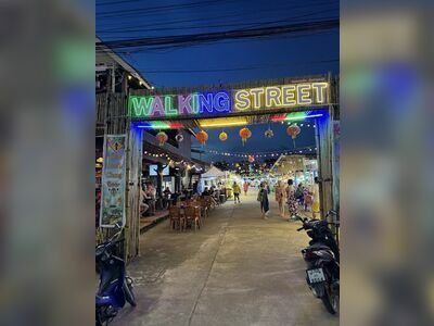 Lanta Walking Street