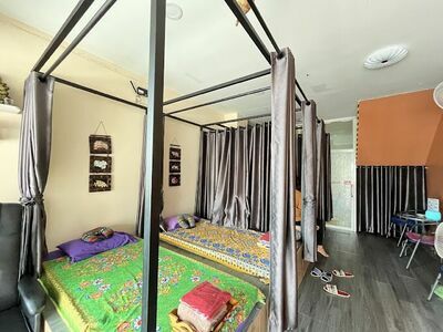 Kham Paeng Massage