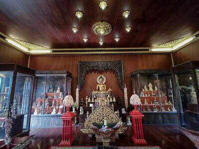 Hoong Luang Saeng Kaew Museum