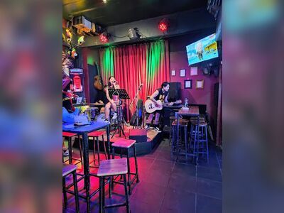 Kongsiam Live Music Bar