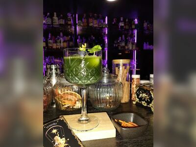 THE MUU BAR