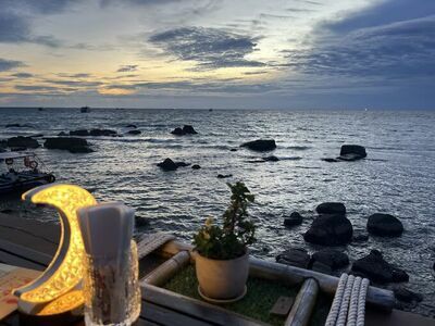 Seaside Bar & Restaurant