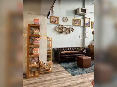 Iris Health Massage and Beauty Services