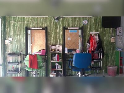 Ladda Beauty Salon