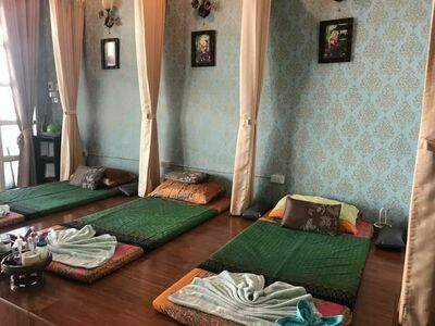 Relaxing Thai massage สะ-บาย-ตัว นวดไทย