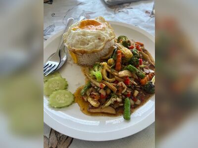 HUG LANTA Restaurant