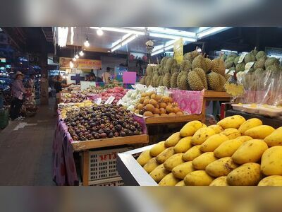 Mae Wilai Night Market