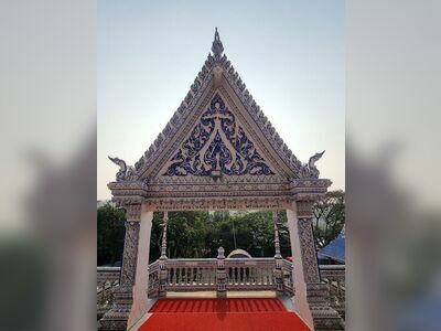 Wat Pak Nam Khaem Nu